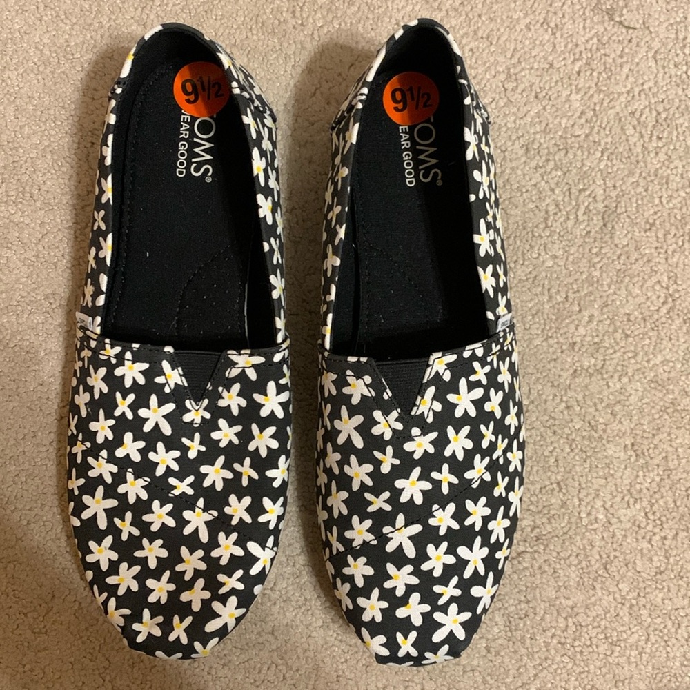 Daisy Toms size 9 1/2